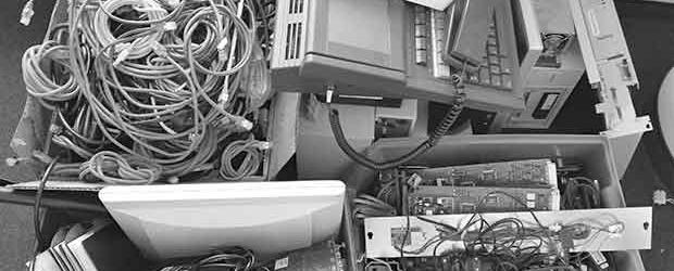 zum Schrottankauf gehört altmetall, Kabek, Elektrogeräte, Elektronik und Computer zum Schrottankauf gehört altmetall, Kabek, Elektrogeräte, Elektronik und Computer